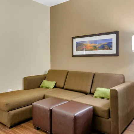 Comfort Suites Helena Airport-2