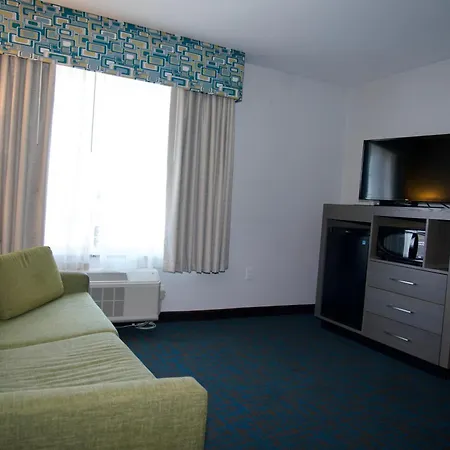 La Quinta By Wyndham St. Paul-Woodbury-3
