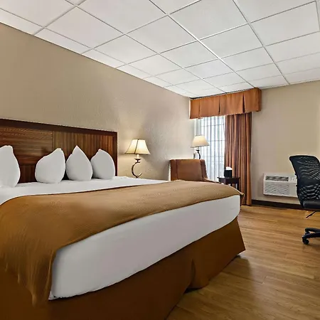 Rodeway Inn Mcpherson East-2