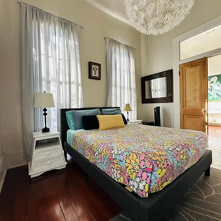 Creole Cottage Uptown-2