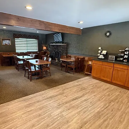 Stewart Lodge-3