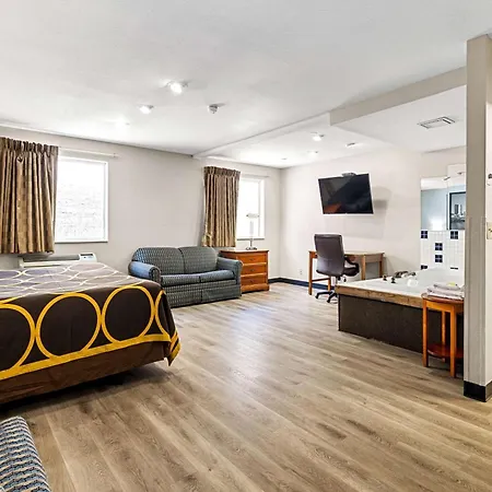 Super 8 By Wyndham Pittsburgh/Monroeville-2