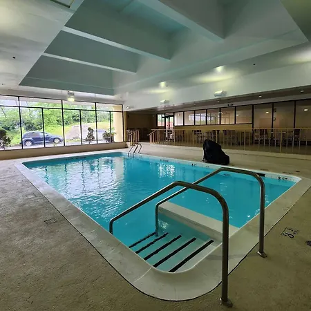 La Quinta By Wyndham Stamford / New York City-2