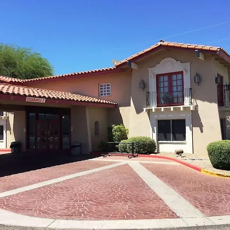 Days Inn By Wyndham Tucson City Center-3