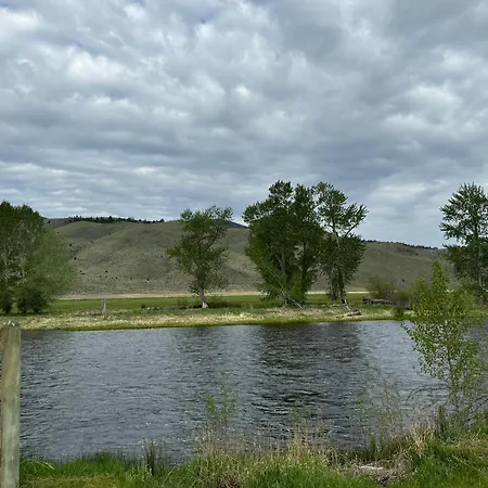 Sportsman Lodge Melrose Mt-3