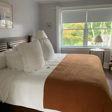 Bridgehampton Inn-2