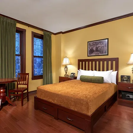 Hotel Apache (Adults Only)-3