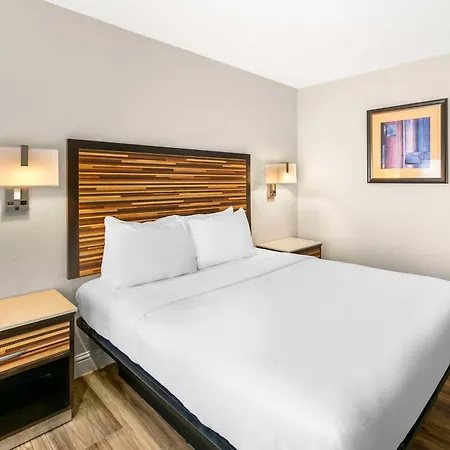 Quality Inn & Suites Sacramento Downtown Area-2