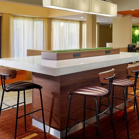 Courtyard By Marriott Baton Rouge Acadian Centre/Lsu Area-2