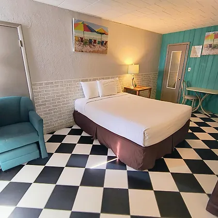 Monaco Motel - Wildwood Beach & Boardwalk-3