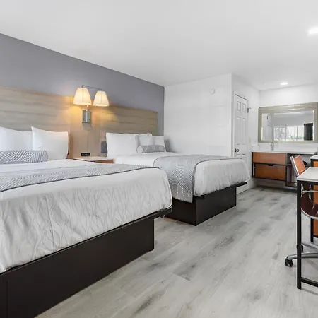 Inland Inn & Suites-2