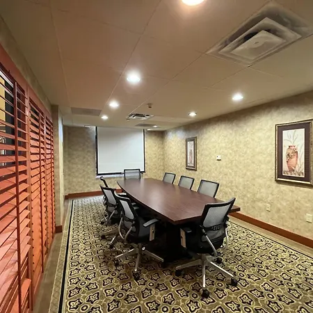 Wingate By Wyndham Peoria - Complimentary Area Shuttle-2
