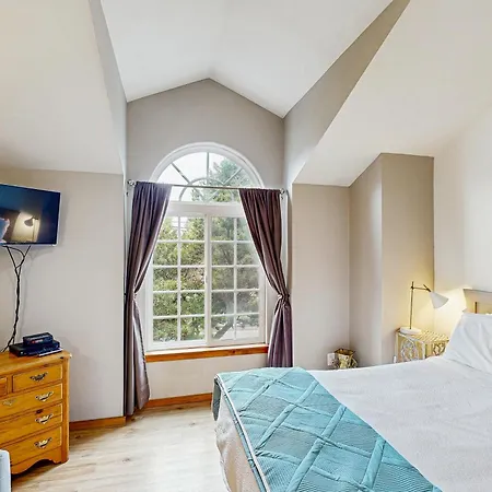 Beaches Inn | Sand Dune Townhouse-3