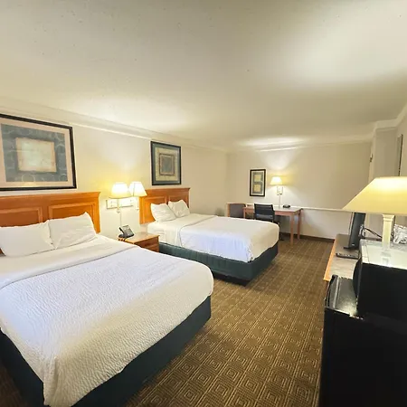 Rodeway Inn-2