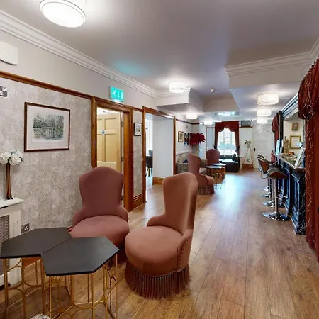 High Tor Hotel-2