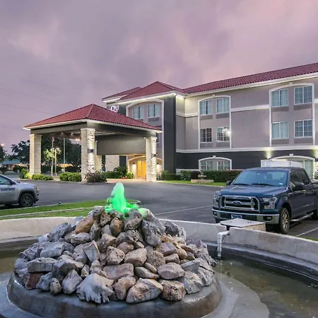 La Quinta By Wyndham Fredericksburg-3