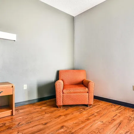 Oyo Townhouse Inn Jacksonville Near Little Rock Air Force Base-3