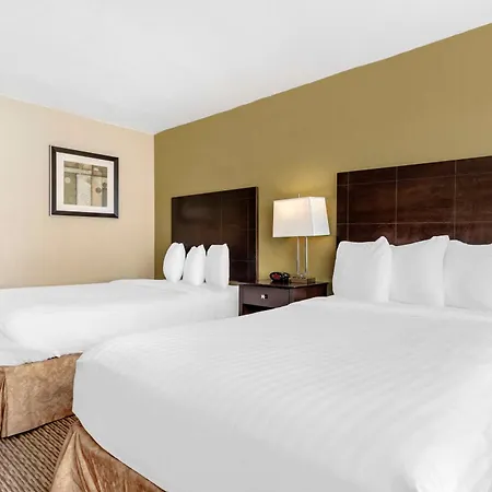 Spark By Hilton Watertown-3