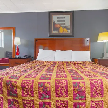 Oyo Hotel Mcalester Ok S Main St-2