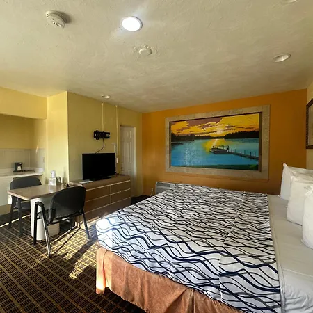 Super Inn By Oyo Daytona Beach Near Airport-3