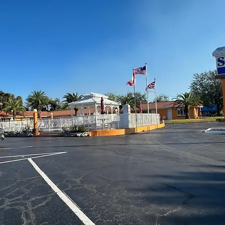 Super Inn By Oyo Daytona Beach Near Airport-2