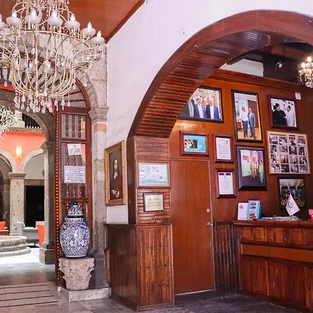 Hotel Frances-3