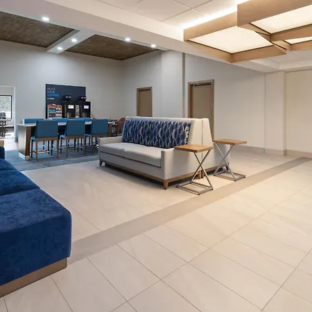 Holiday Inn Express & Suites Leesburg - Historic District By Ihg-2