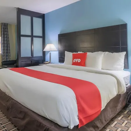 Oyo Hotel Knoxville Tn Cedar Bluff I-40-3