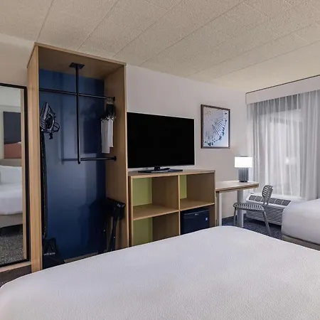 Spark By Hilton Clarks Summit-3