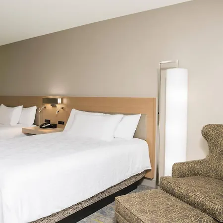 Hilton Garden Inn Grand Rapids East-3