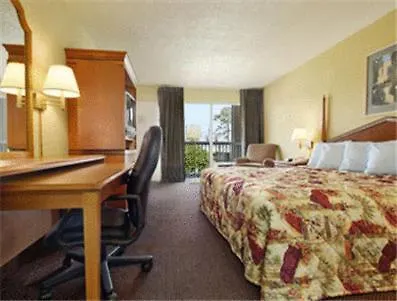 Days Inn Pensacola-3