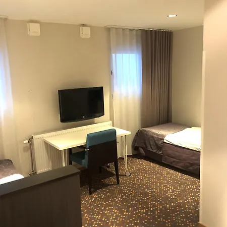 Finn Apartments-3