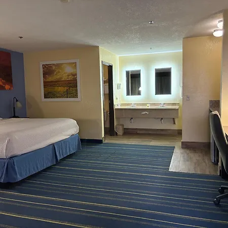 Days Inn By Wyndham Holbrook-3