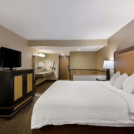 Revel Hotel Minot - Surestay Collection By Best Western-3