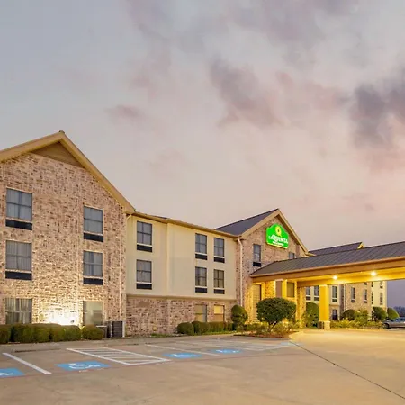 La Quinta By Wyndham Denison - North Lake Texoma-2