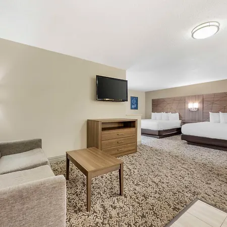 Best Western Plus Grand Manor Inn-2