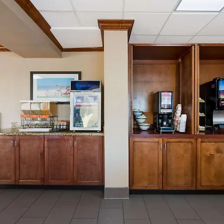 Comfort Inn South Oceanfront-2
