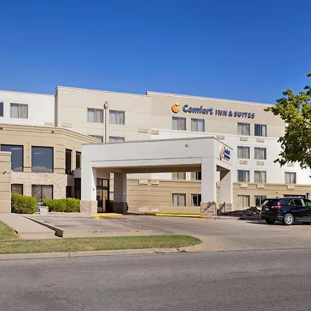 Comfort Inn & Suites Wichita Northeast-2