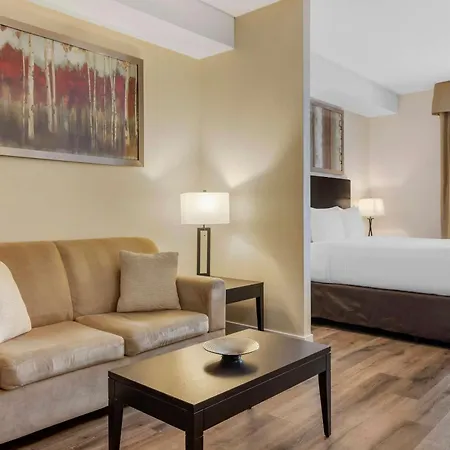 Comfort Hotel Bayer'S Lake-2