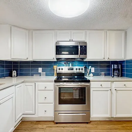 Sun-Kissed Condo In Prime Location W/Shared Pool, Private W/D, Free Wifi, Ac-2
