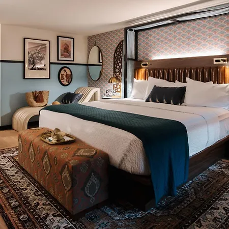 Uncommoner Hotel By Reverie Boutique Collection-3
