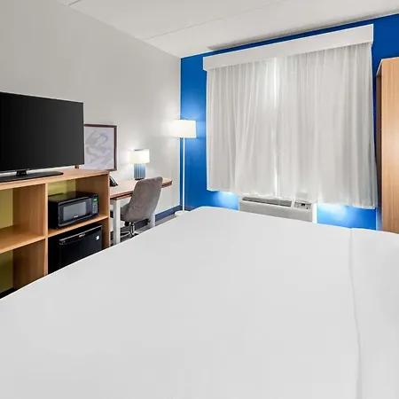 Spark By Hilton Woodbridge-3
