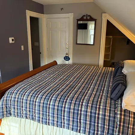 The Kendall Inn-2