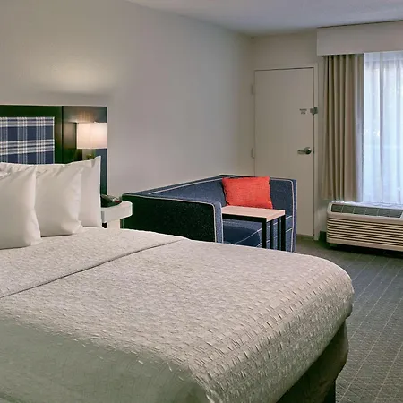 Hampton Inn Gatlinburg-3