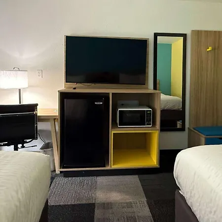 Days Inn By Wyndham Eglin Afb-3