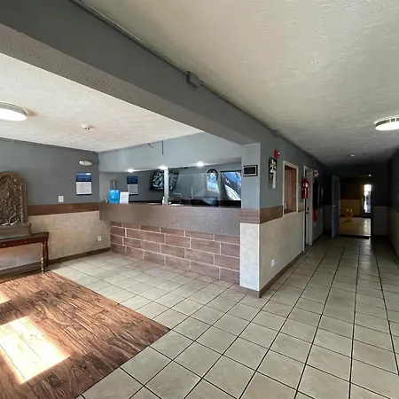 Studio 6 Suites Hurricane, Wv-3