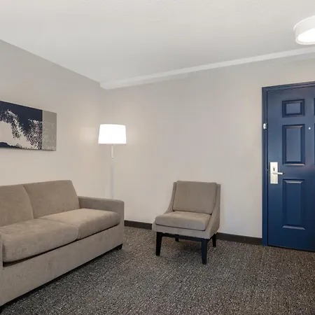 Spark By Hilton Orangeburg-2