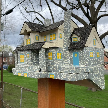 Sleepy Hollow Manor-2