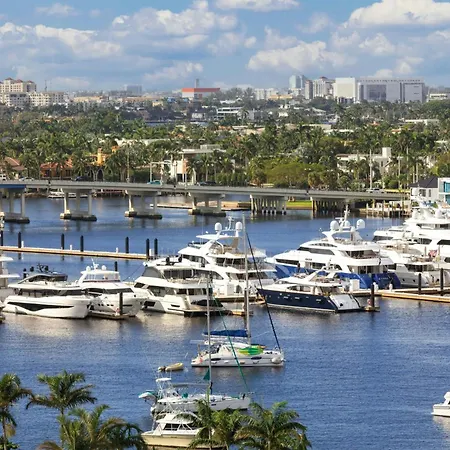 Ac Hotel By Marriott Fort Lauderdale Beach-3