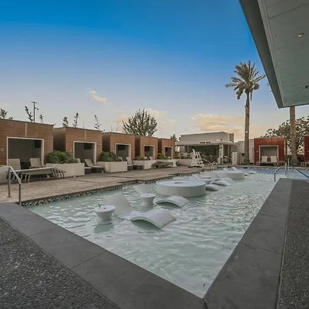 Stripviewsuites At Palms Place-3